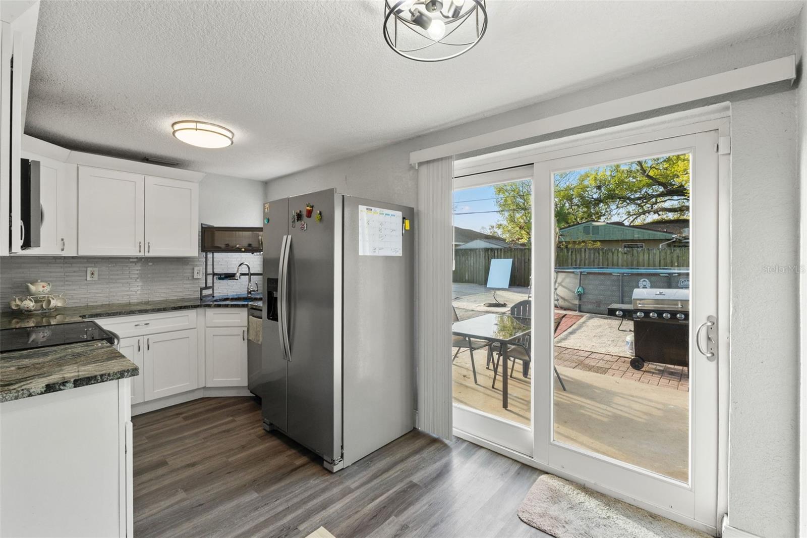 8996 SOUTHERN COMFORT DR, LARGO, FL, 33773