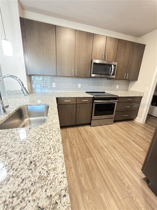 541 ACADEMY DR #204, KISSIMMEE, FL, 34744