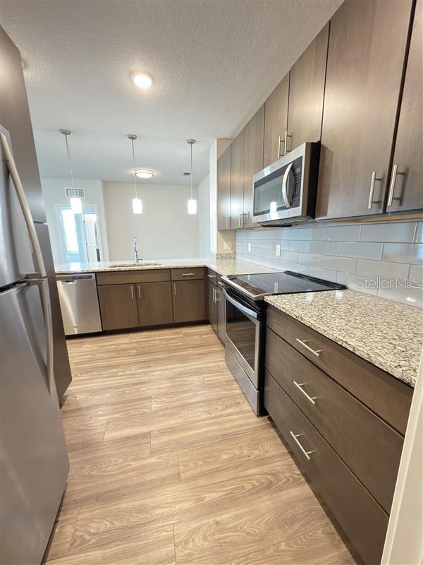 541 ACADEMY DR #204, KISSIMMEE, FL, 34744