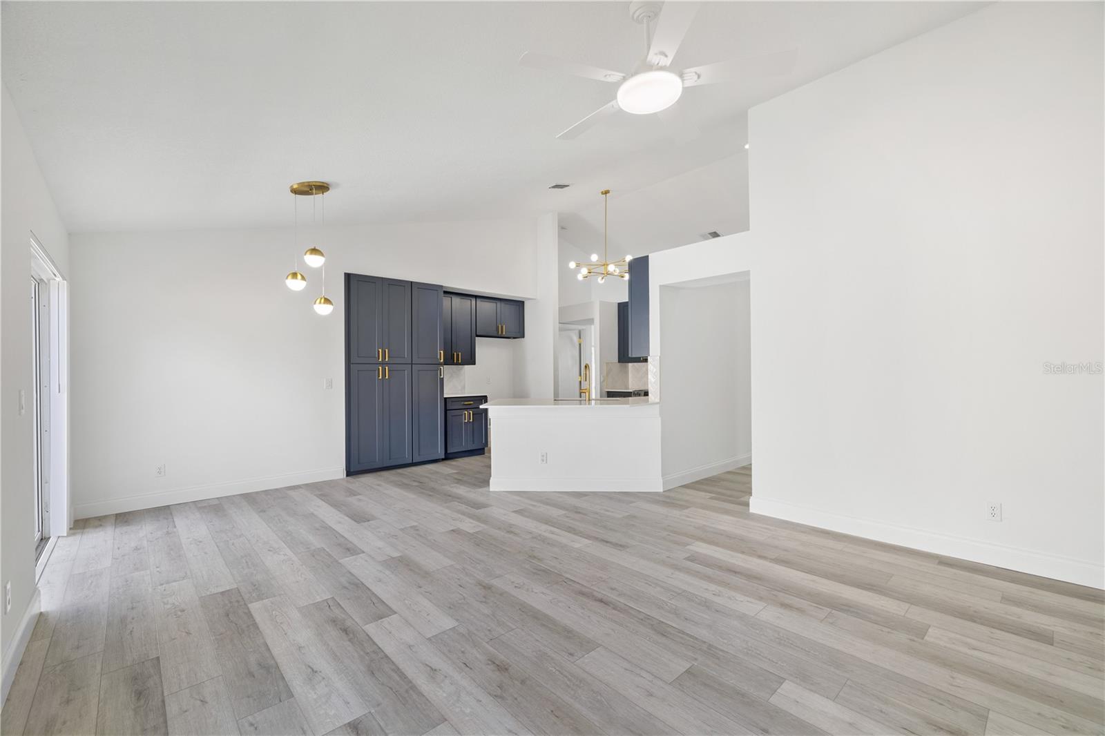 8312 FORT CLINCH AVE, ORLANDO, FL, 32822