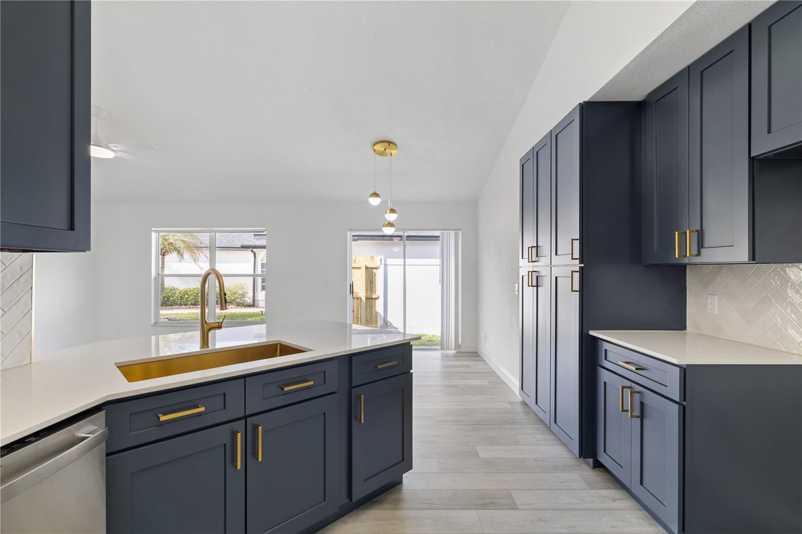 8312 FORT CLINCH AVE, ORLANDO, FL, 32822