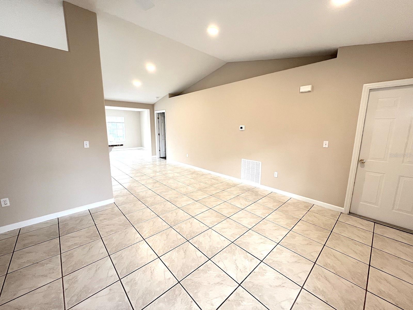 142 ROLLING SANDS DR, PALM COAST, FL, 32164