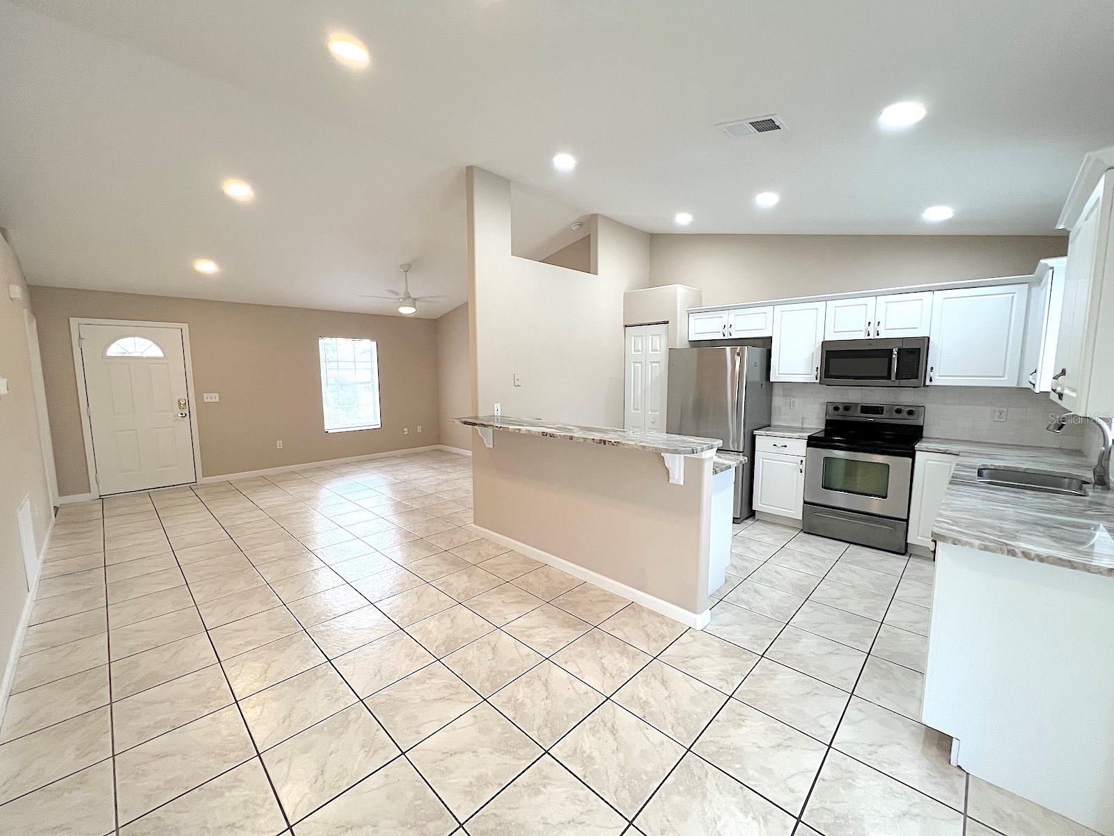 142 ROLLING SANDS DR, PALM COAST, FL, 32164