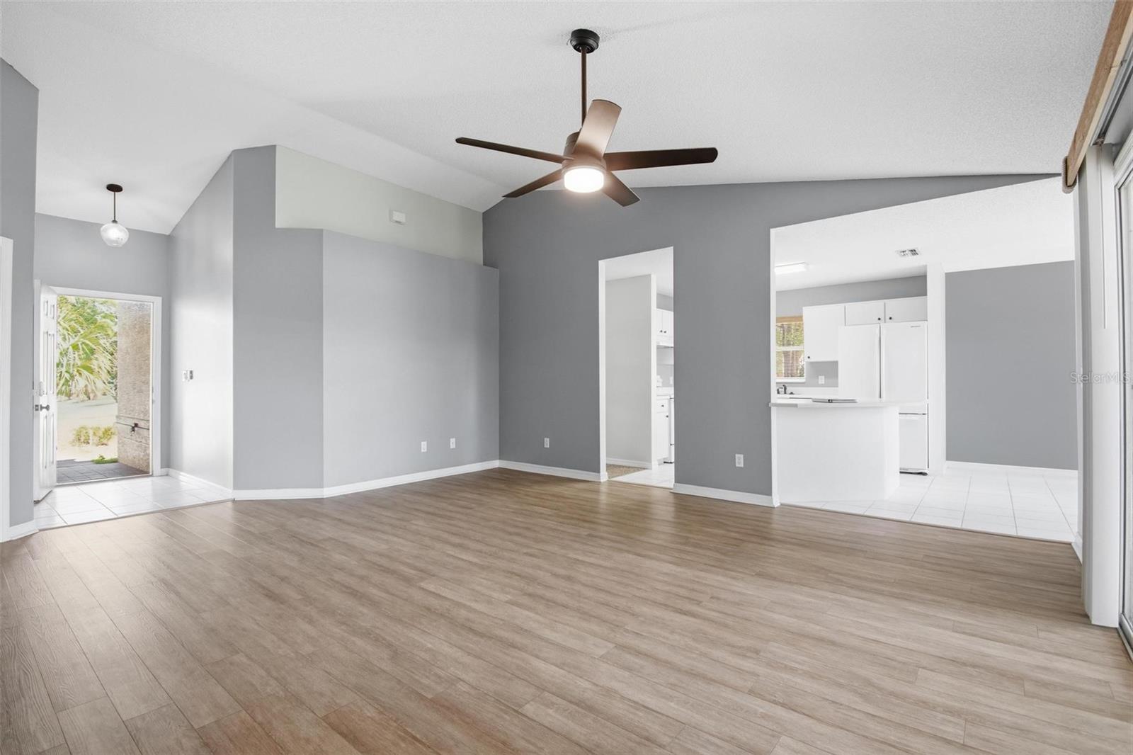 14 WESTMORELAND DR, PALM COAST, FL, 32164