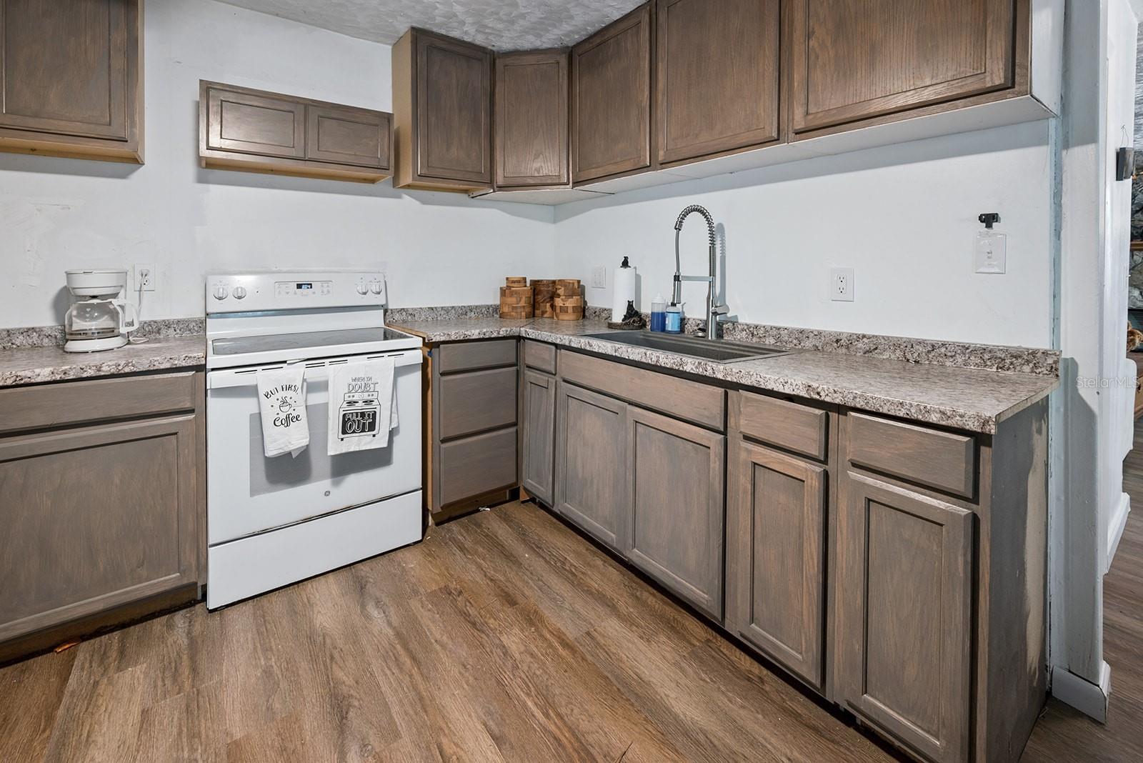 6308 ISLAND RD, MELROSE, FL, 32666