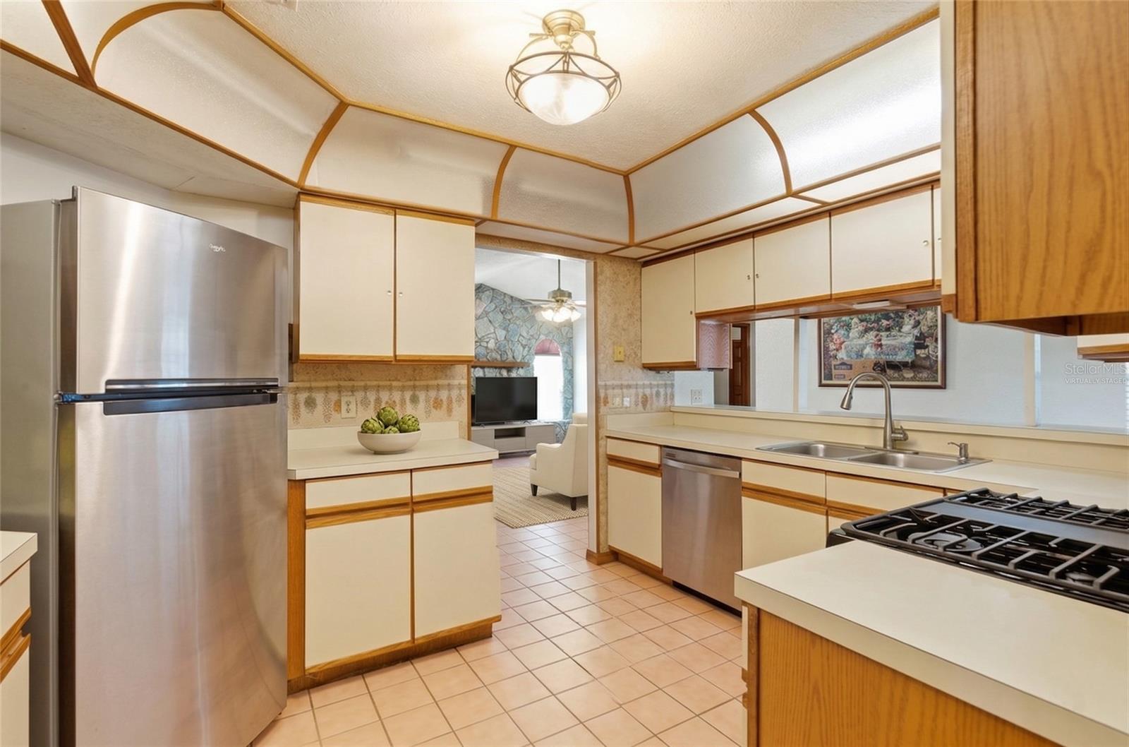215 SANTA ROSA DR, WINTER HAVEN, FL, 33884