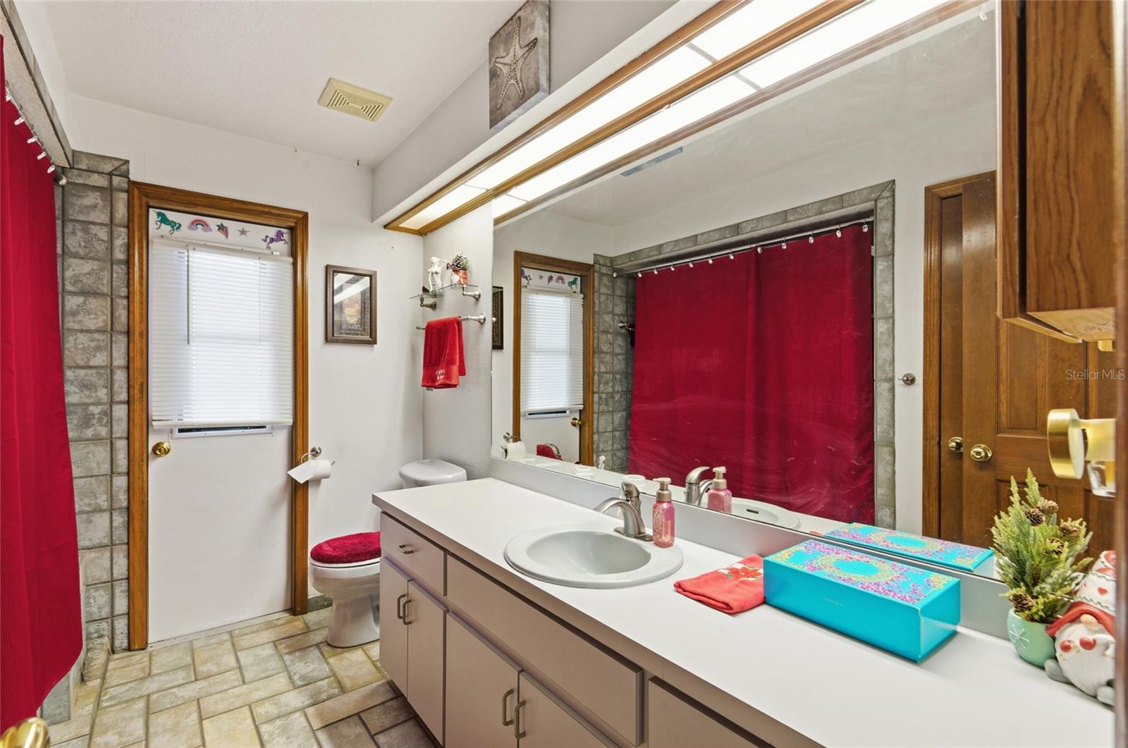 215 SANTA ROSA DR, WINTER HAVEN, FL, 33884