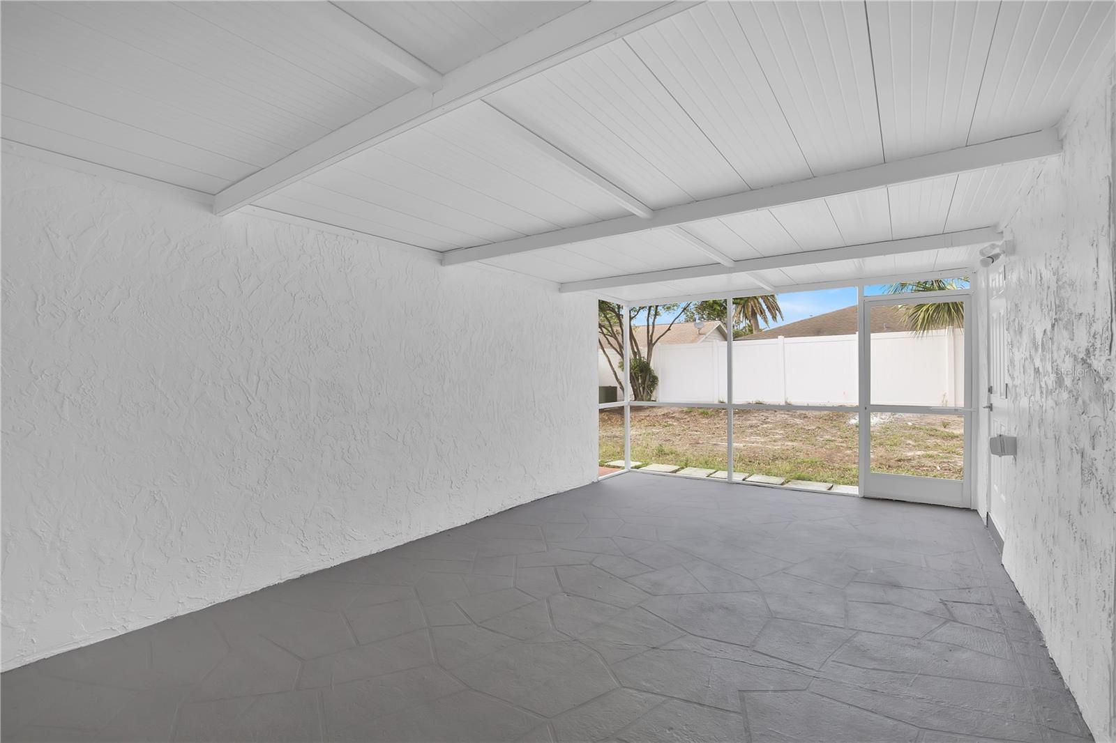 8819 WOODMONT LN, PORT RICHEY, FL, 34668