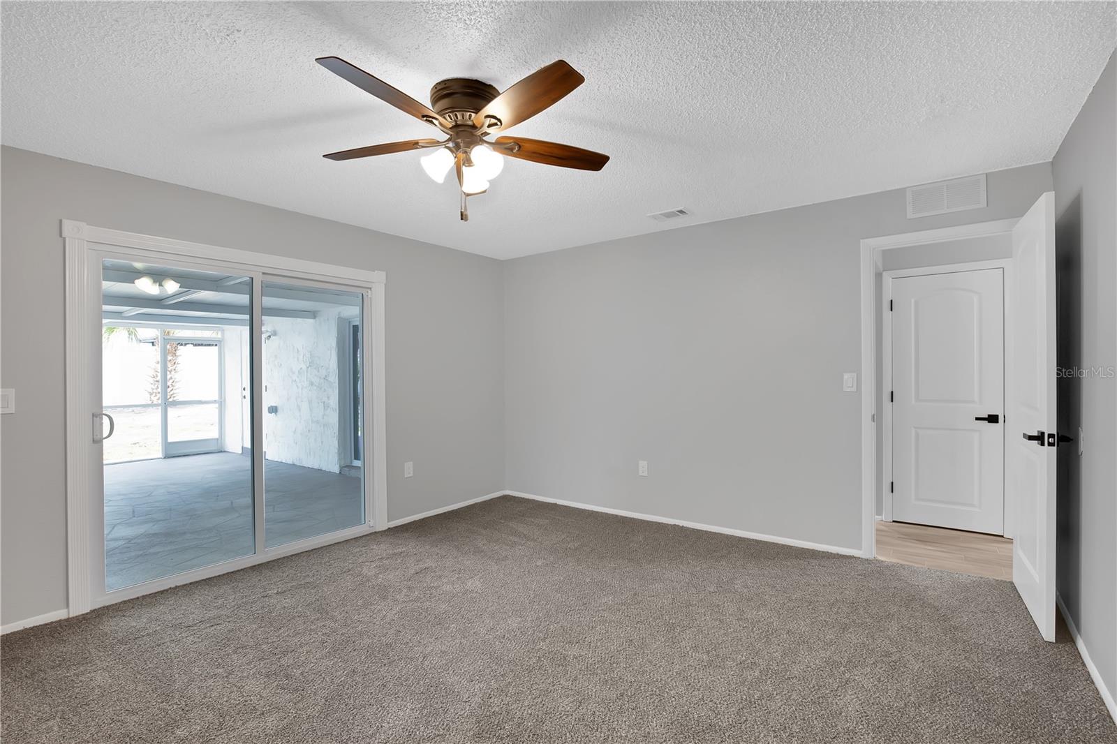 8819 WOODMONT LN, PORT RICHEY, FL, 34668