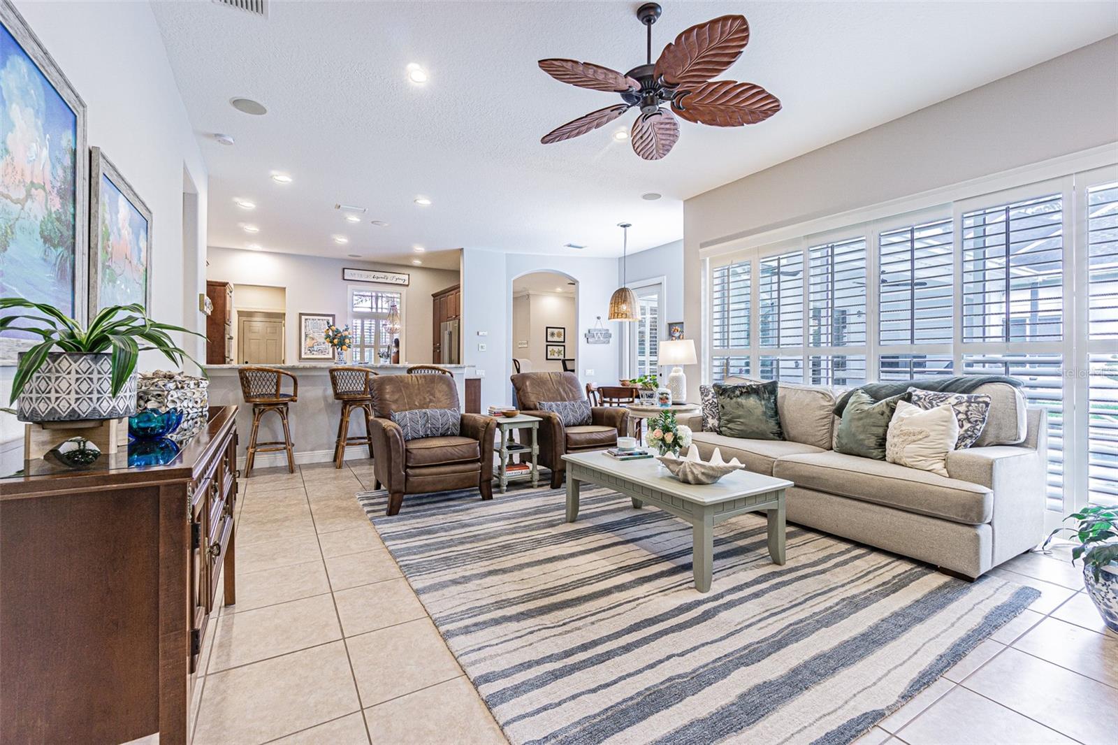 Kitchen Family Room Combo