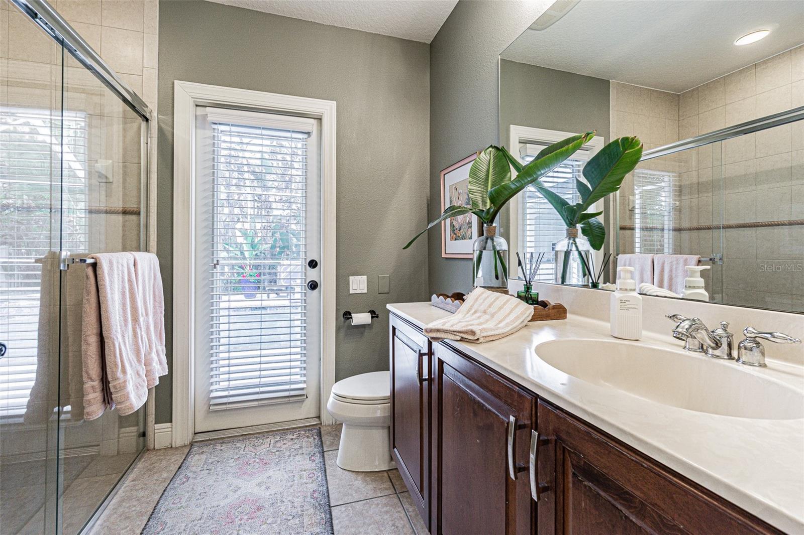 Pool/3rd bath in Mother-in-Law Suite