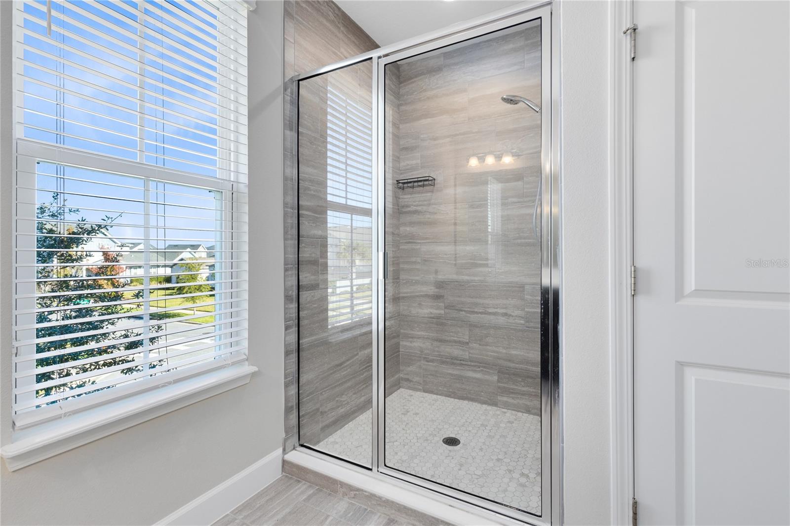 8962 LOWER CARREL CIR, ORLANDO, FL, 32827