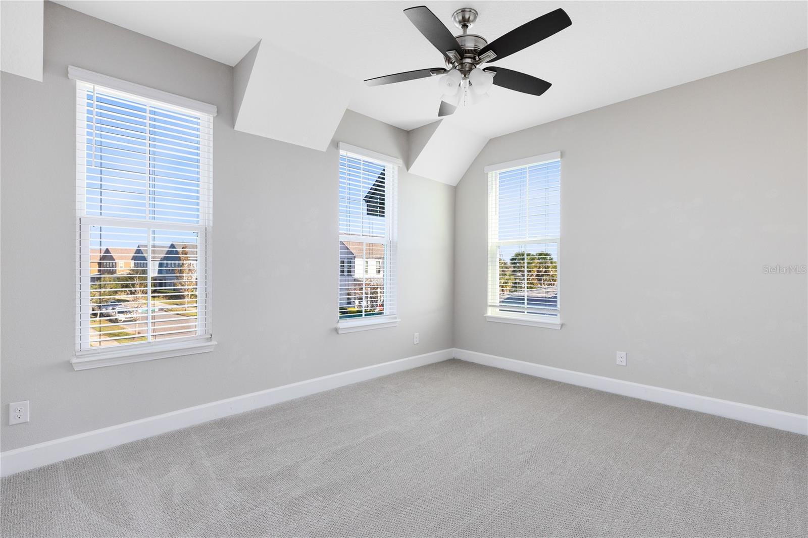 8962 LOWER CARREL CIR, ORLANDO, FL, 32827