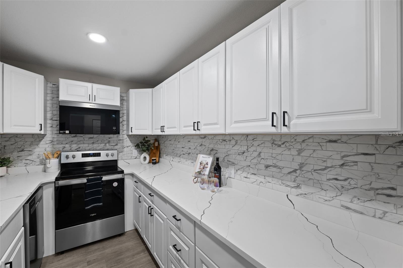4610 W GRAY ST #109, TAMPA, FL, 33609