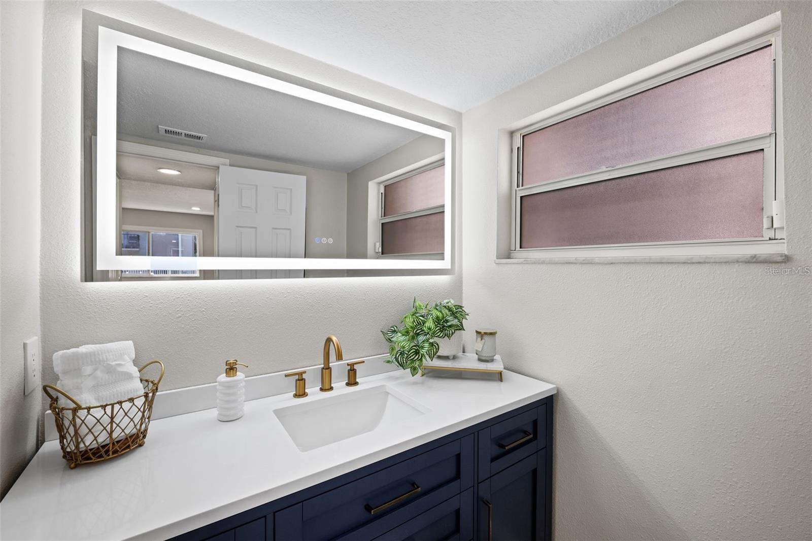 4610 W GRAY ST #109, TAMPA, FL, 33609
