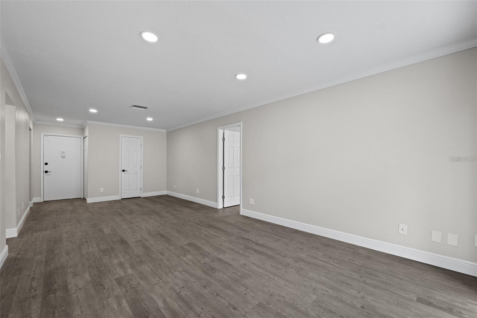 4610 W GRAY ST #109, TAMPA, FL, 33609