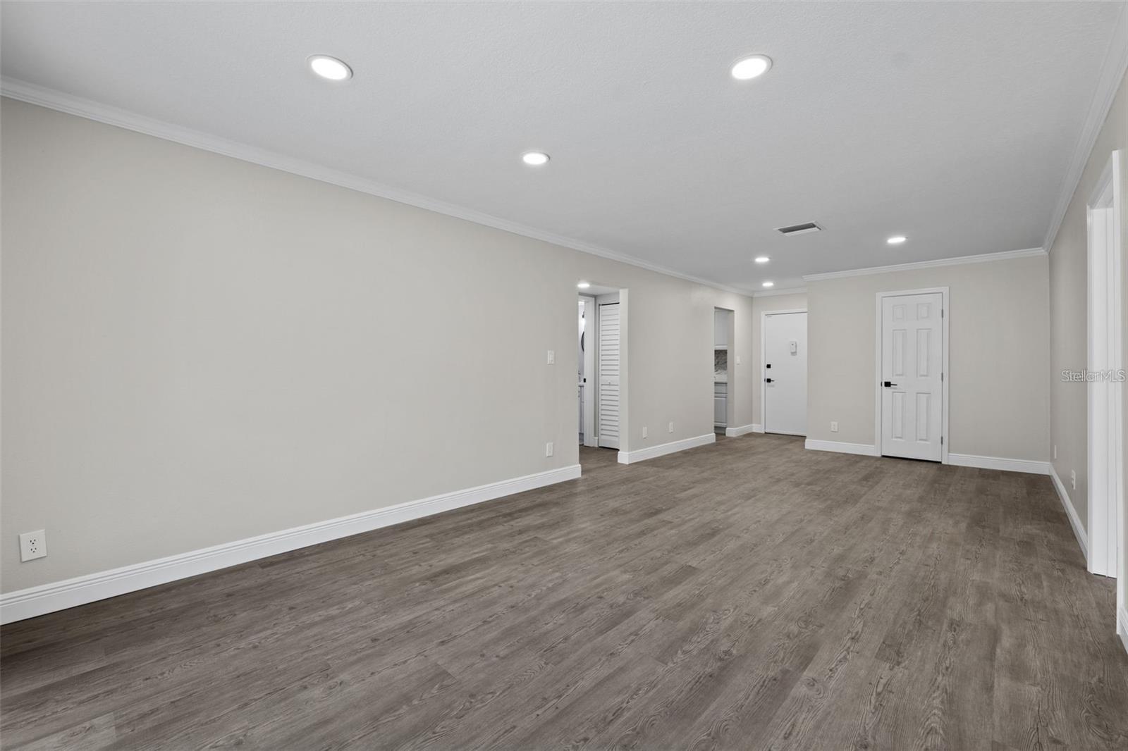 4610 W GRAY ST #109, TAMPA, FL, 33609