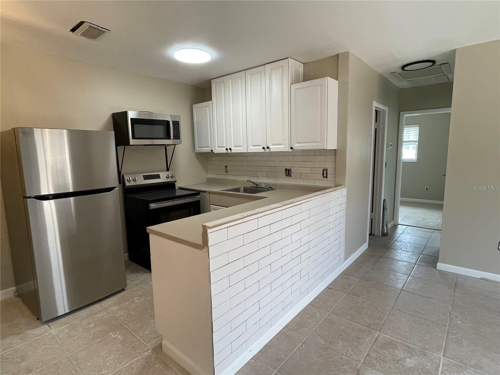 199 FULTON ST NE #1, LARGO, FL, 33771