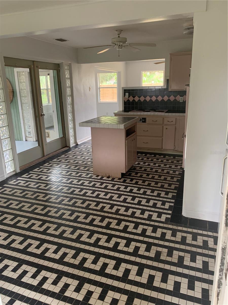 1063 40TH ST, SARASOTA, FL, 34234