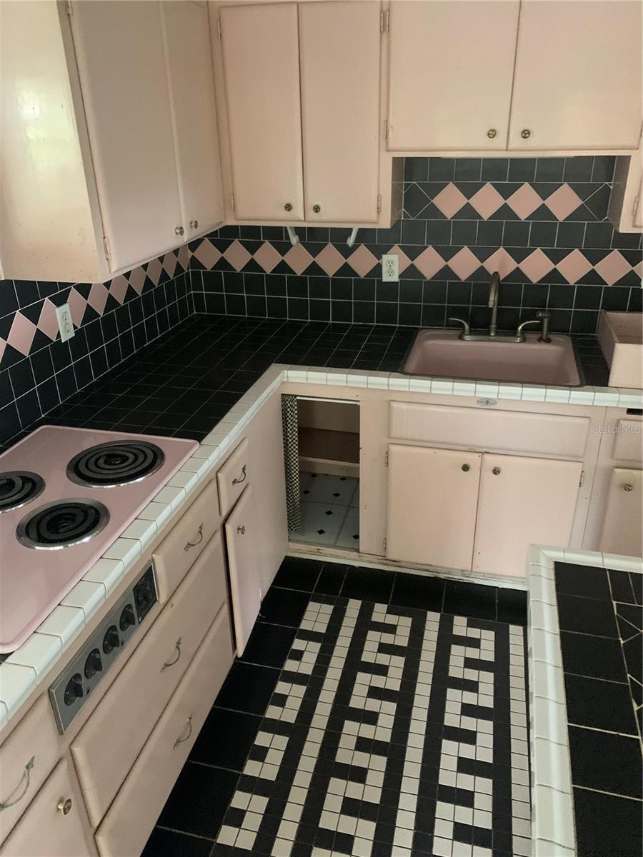 1063 40TH ST, SARASOTA, FL, 34234