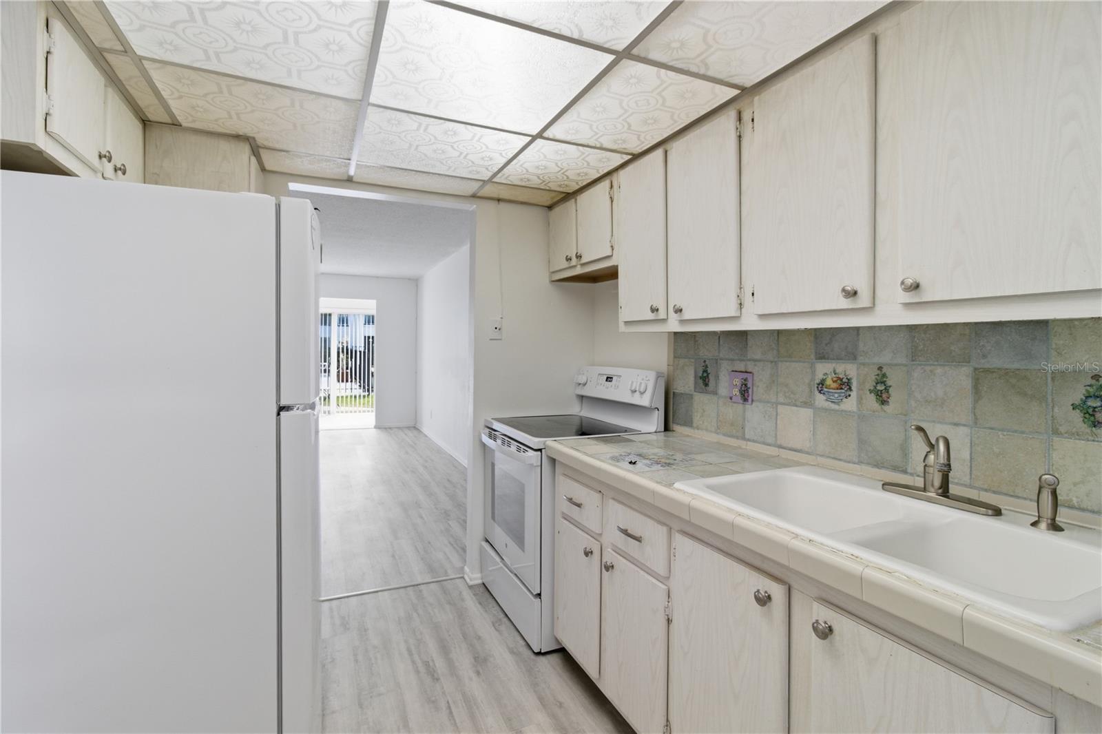 2060 MARILYN ST #127, CLEARWATER, FL, 33765