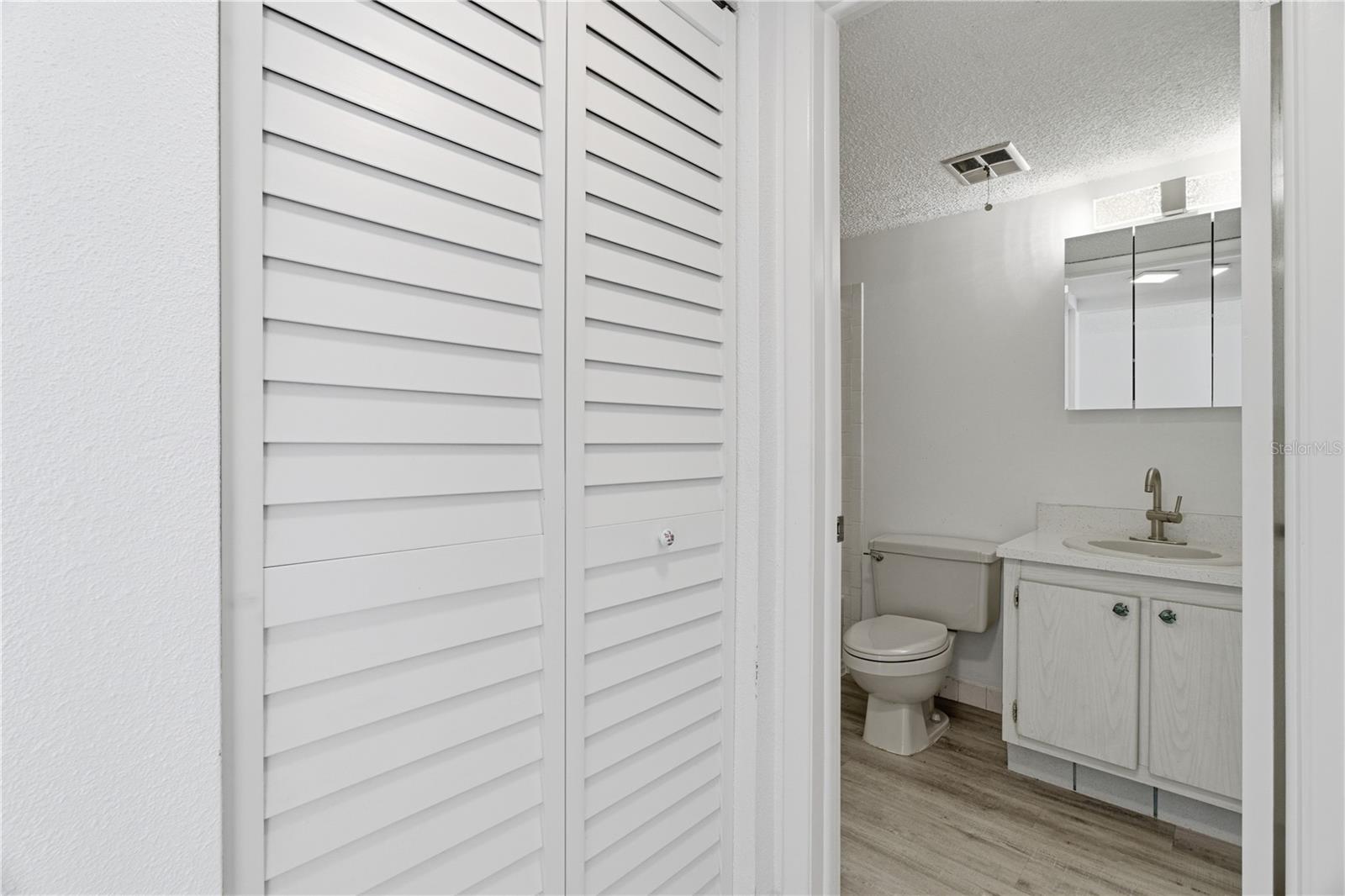 2060 MARILYN ST #127, CLEARWATER, FL, 33765