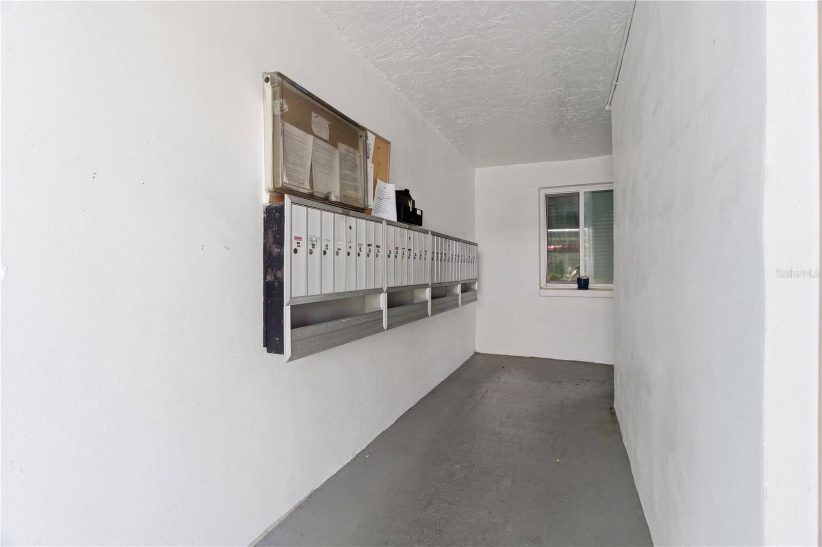 2060 MARILYN ST #127, CLEARWATER, FL, 33765