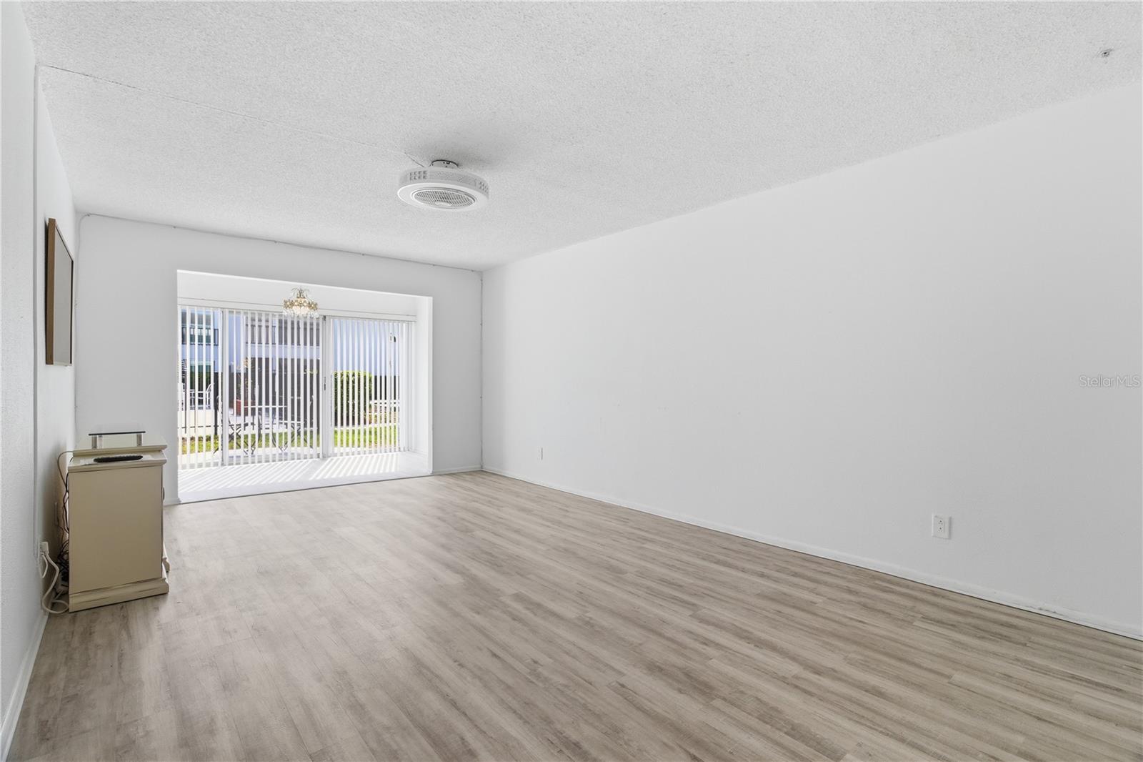 2060 MARILYN ST #127, CLEARWATER, FL, 33765