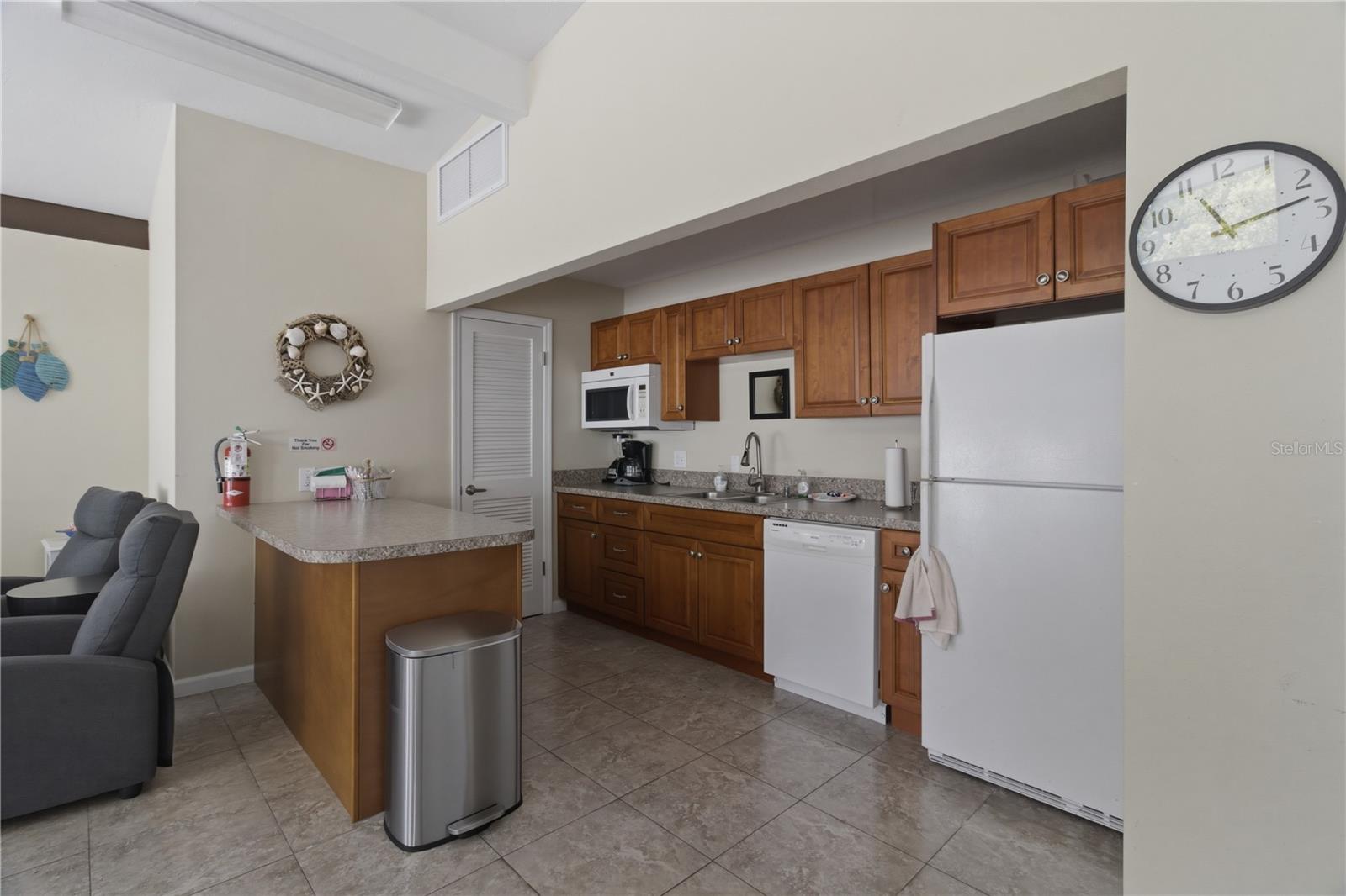 2060 MARILYN ST #127, CLEARWATER, FL, 33765
