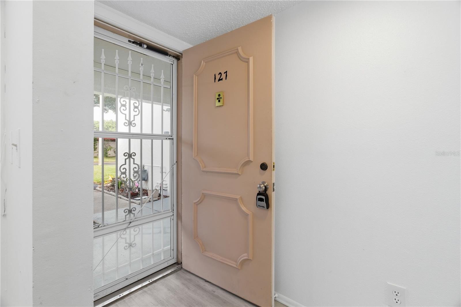 2060 MARILYN ST #127, CLEARWATER, FL, 33765