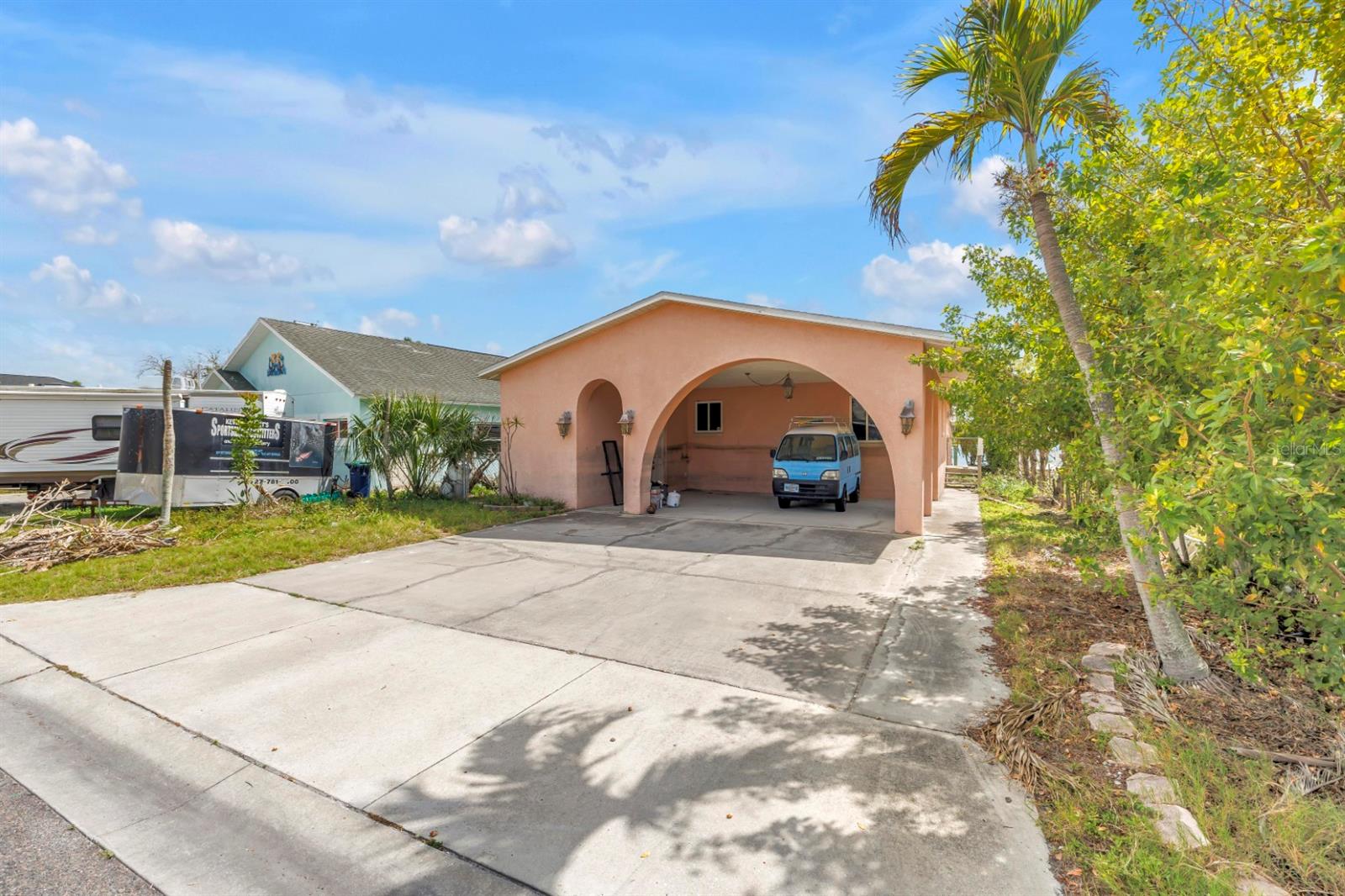 623 180TH AVE E, REDINGTON SHORES, FL, 33708