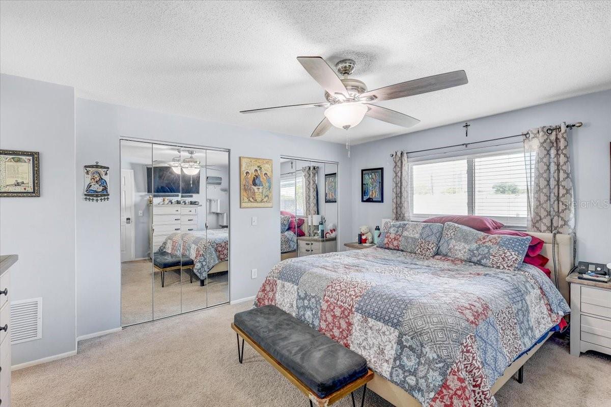 12137 ORANGE BLOSSOM DR, SEMINOLE, FL, 33772