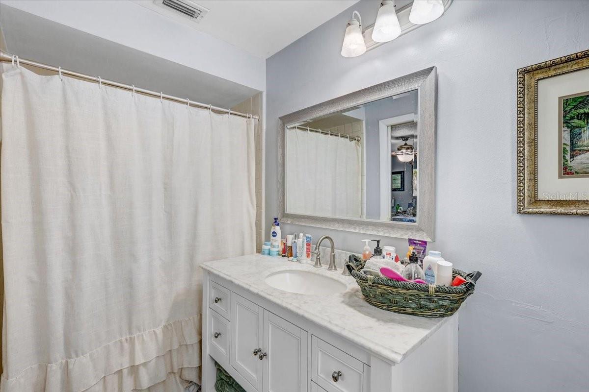 12137 ORANGE BLOSSOM DR, SEMINOLE, FL, 33772