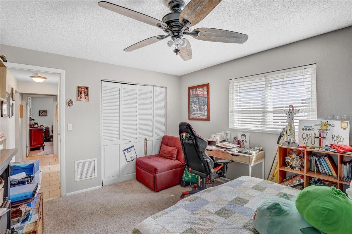 12137 ORANGE BLOSSOM DR, SEMINOLE, FL, 33772