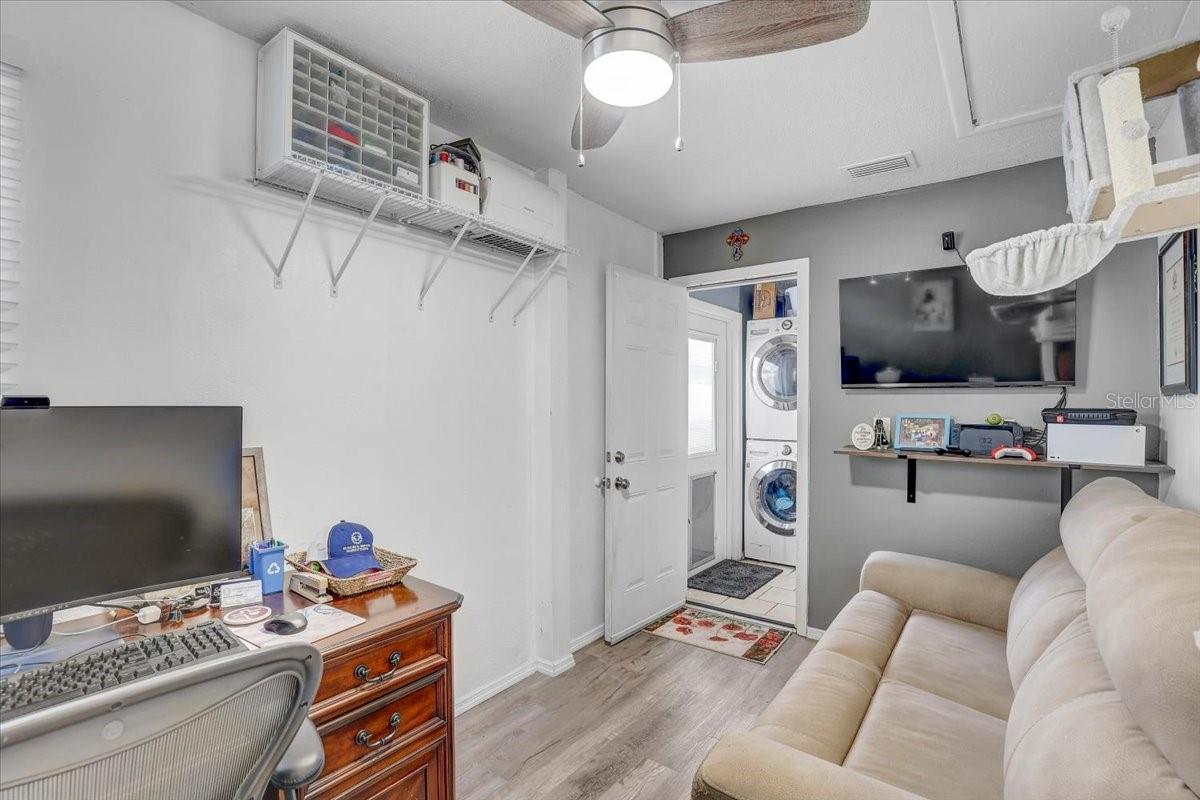 12137 ORANGE BLOSSOM DR, SEMINOLE, FL, 33772