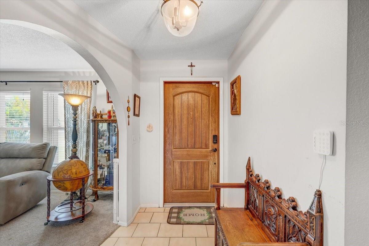 12137 ORANGE BLOSSOM DR, SEMINOLE, FL, 33772