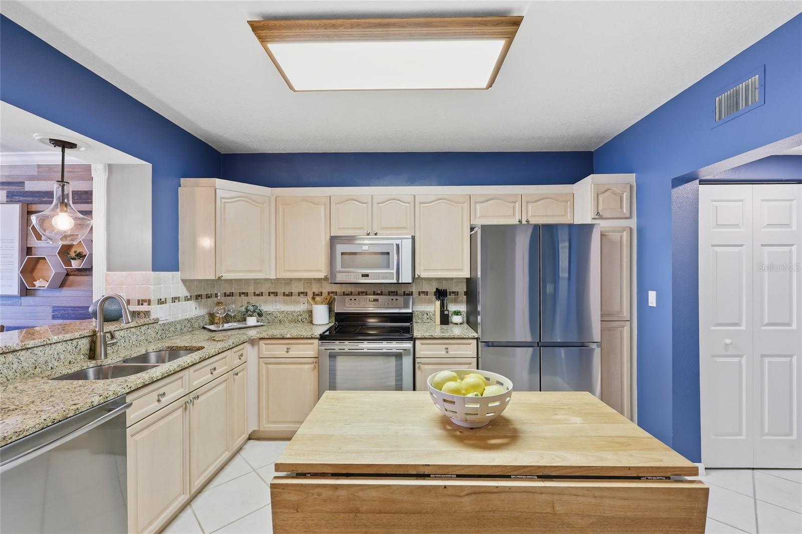 16550 GULF BLVD #342, NORTH REDINGTON BEACH, FL, 33708