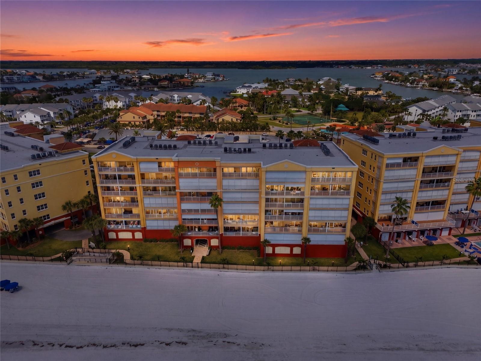 16550 GULF BLVD #342, NORTH REDINGTON BEACH, FL, 33708