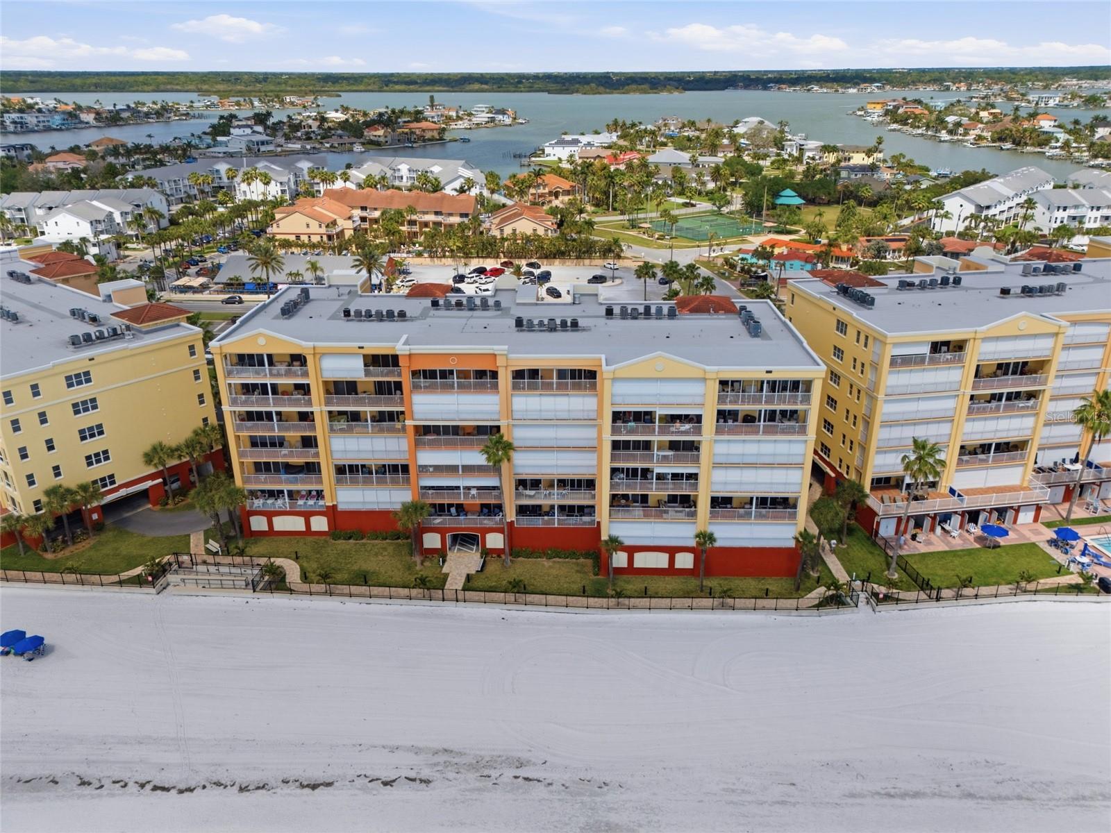 16550 GULF BLVD #342, NORTH REDINGTON BEACH, FL, 33708