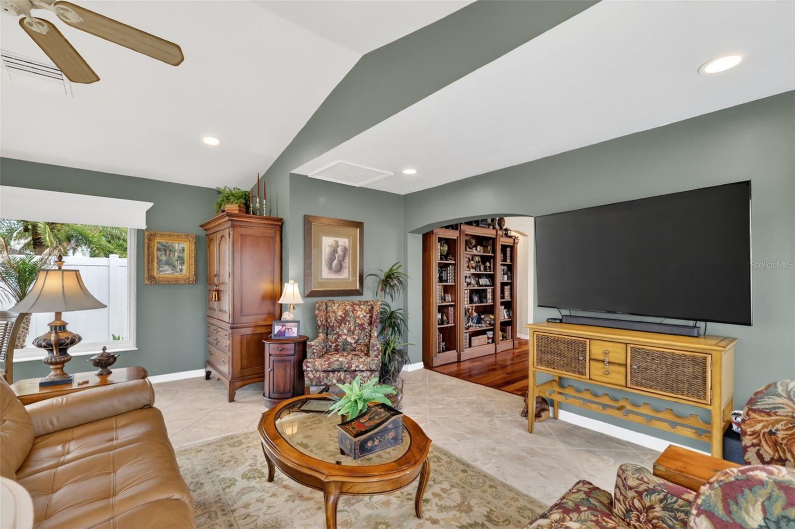 1887 LOADSTAR AVE, THE VILLAGES, FL, 32162