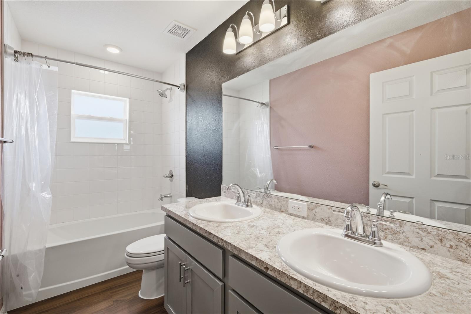 7100 TWISTING PINES LOOP, ZEPHYRHILLS, FL, 33541