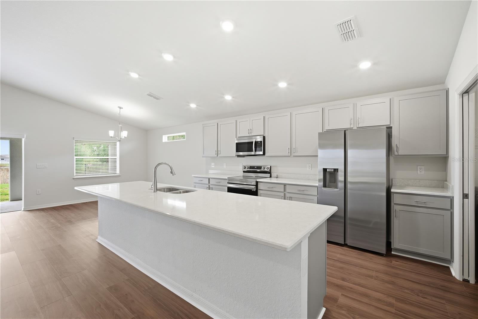 7100 TWISTING PINES LOOP, ZEPHYRHILLS, FL, 33541