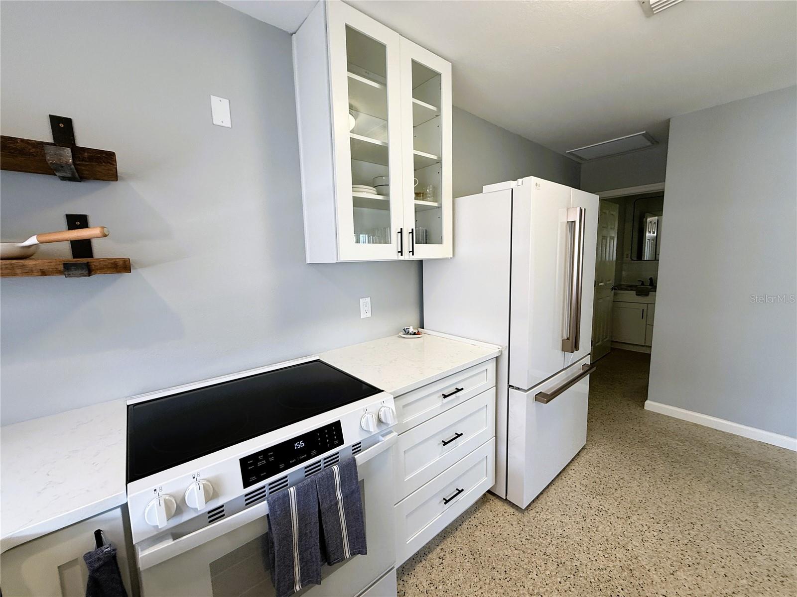 14017 W PARSLEY DR, MADEIRA BEACH, FL, 33708