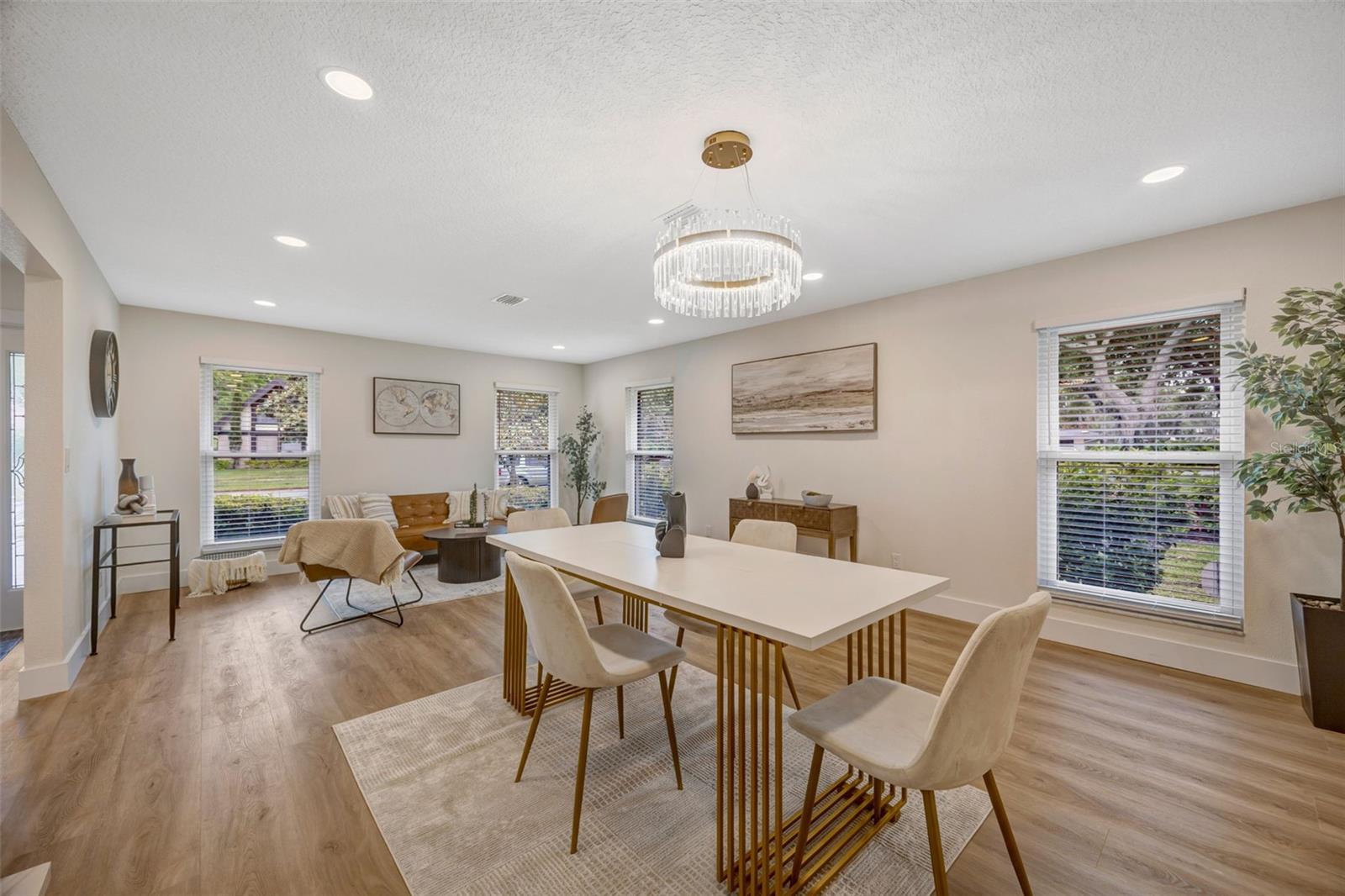13313 GOLF CREST CIR, TAMPA, FL, 33618