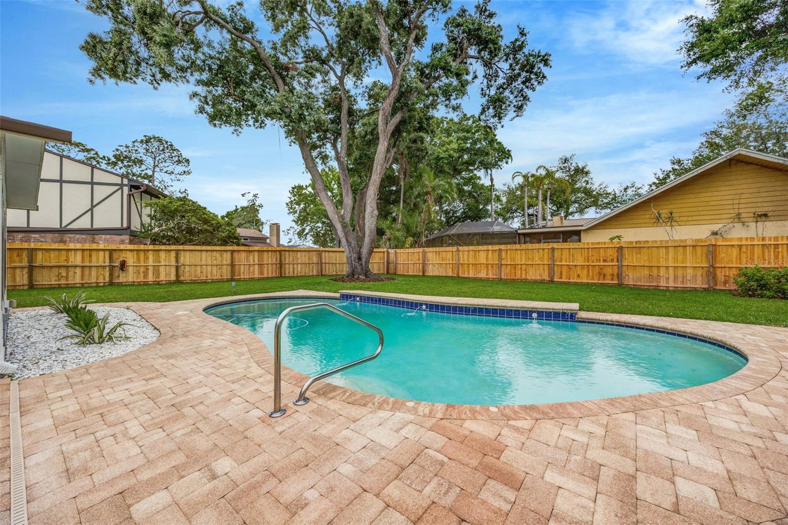 13313 GOLF CREST CIR, TAMPA, FL, 33618