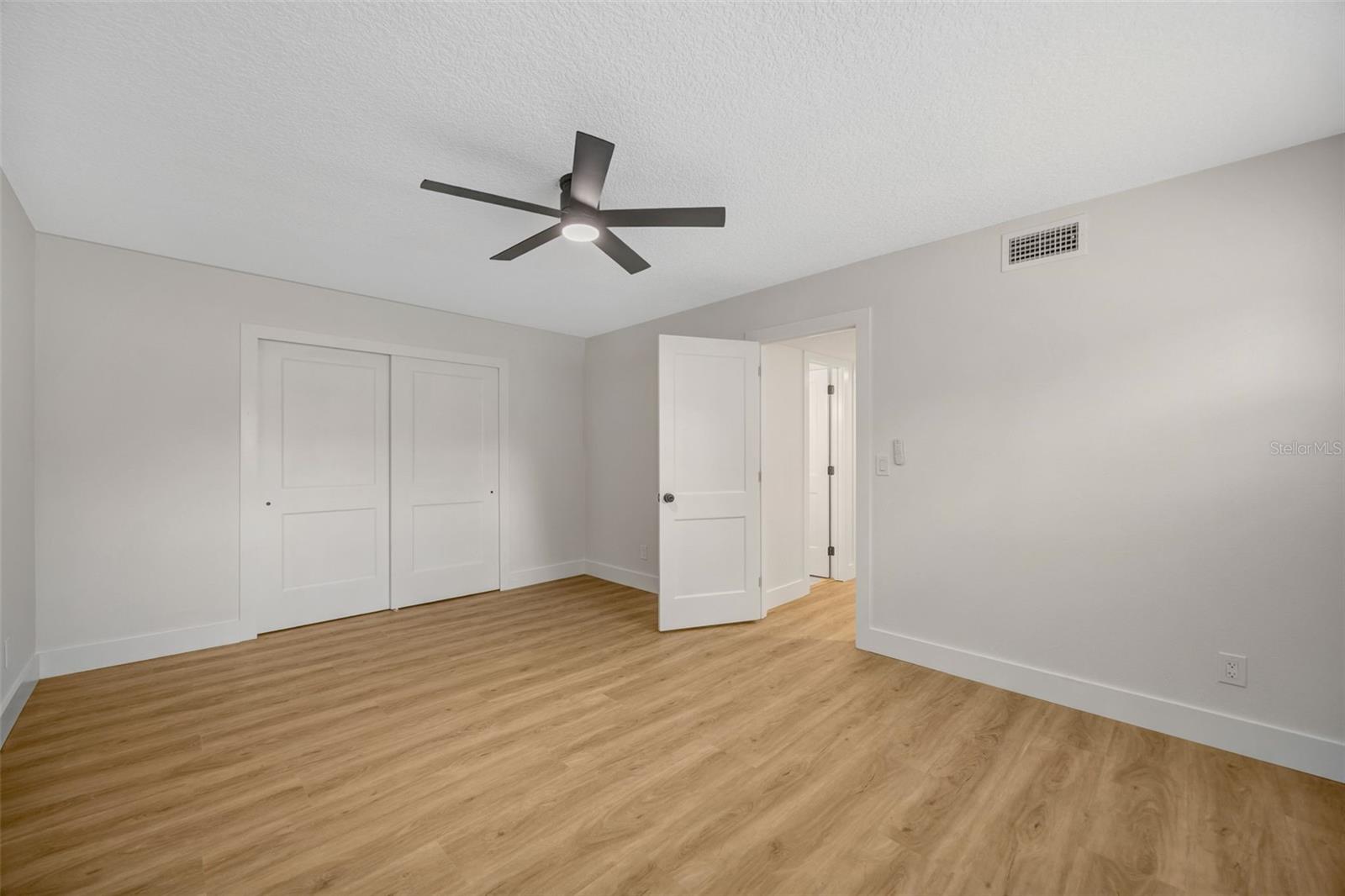 13313 GOLF CREST CIR, TAMPA, FL, 33618