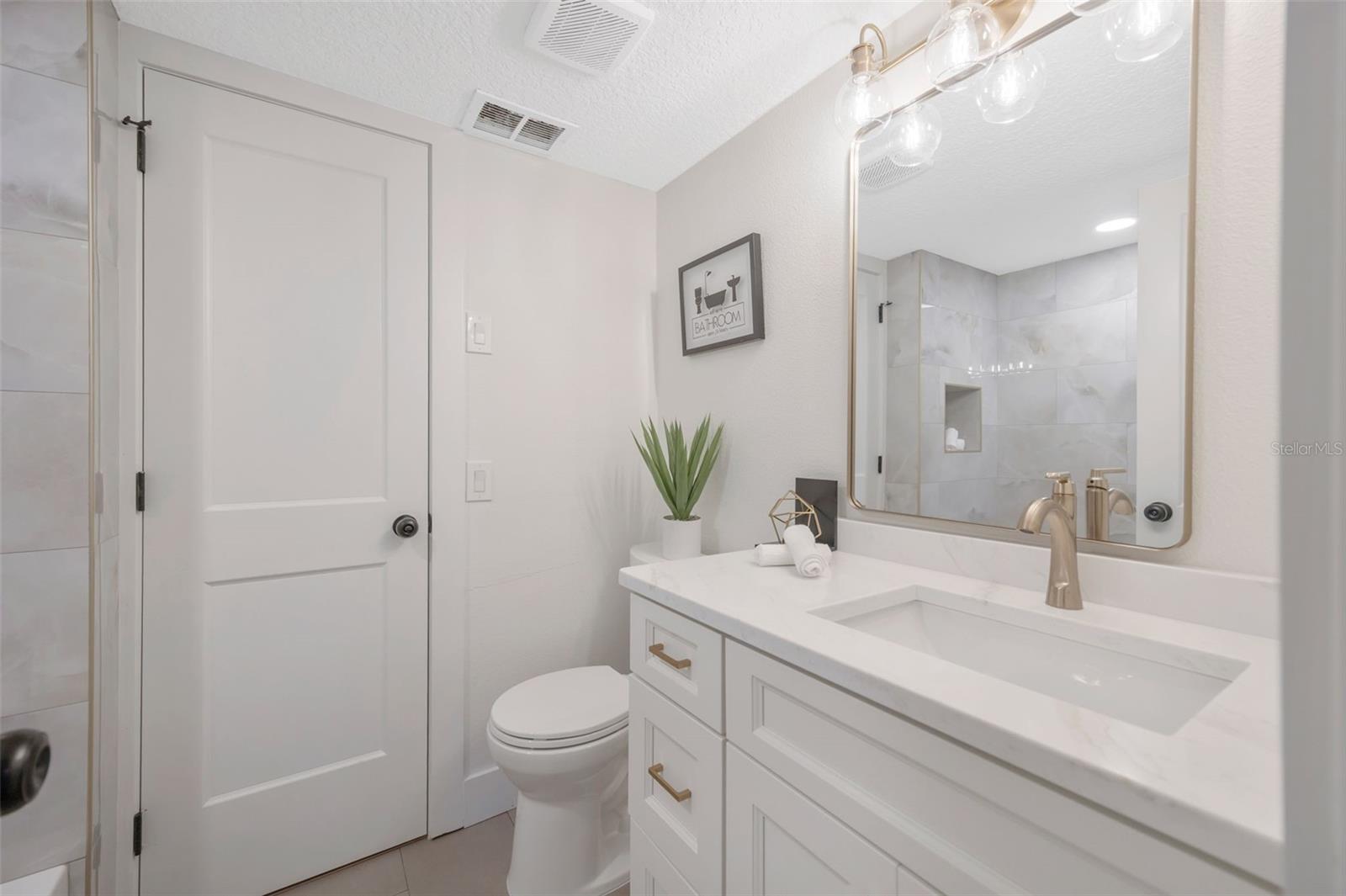 13313 GOLF CREST CIR, TAMPA, FL, 33618