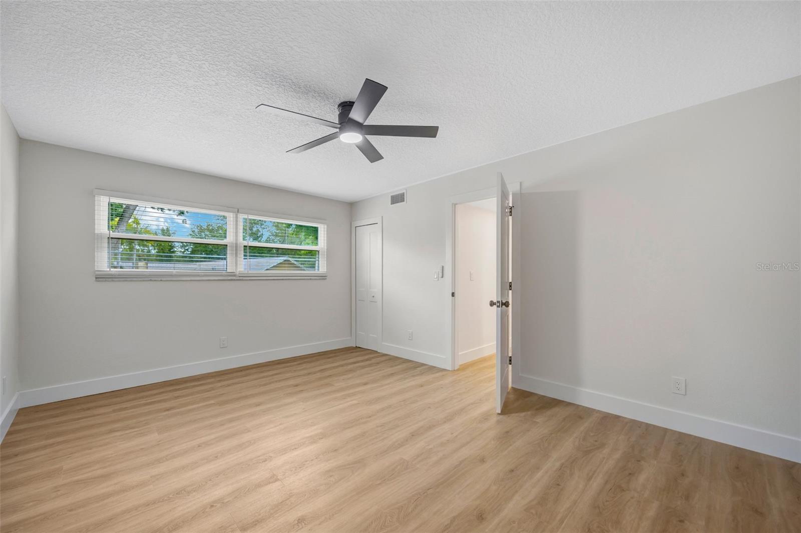 13313 GOLF CREST CIR, TAMPA, FL, 33618