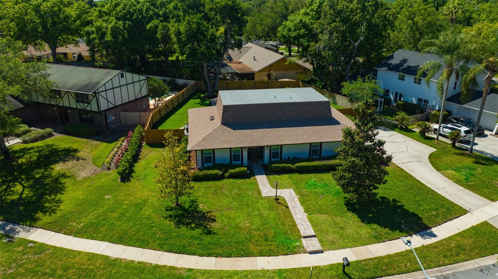 13313 GOLF CREST CIR, TAMPA, FL, 33618