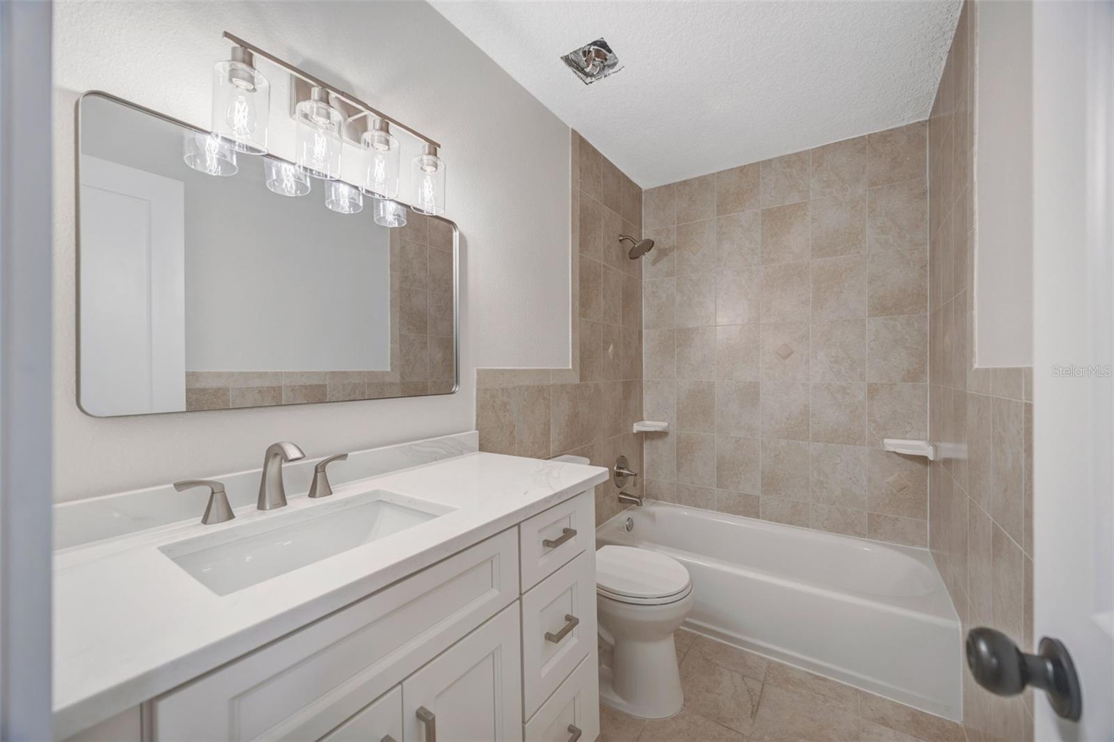 13313 GOLF CREST CIR, TAMPA, FL, 33618